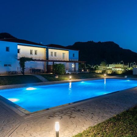 Villa Christalia 科林比亚 外观 照片