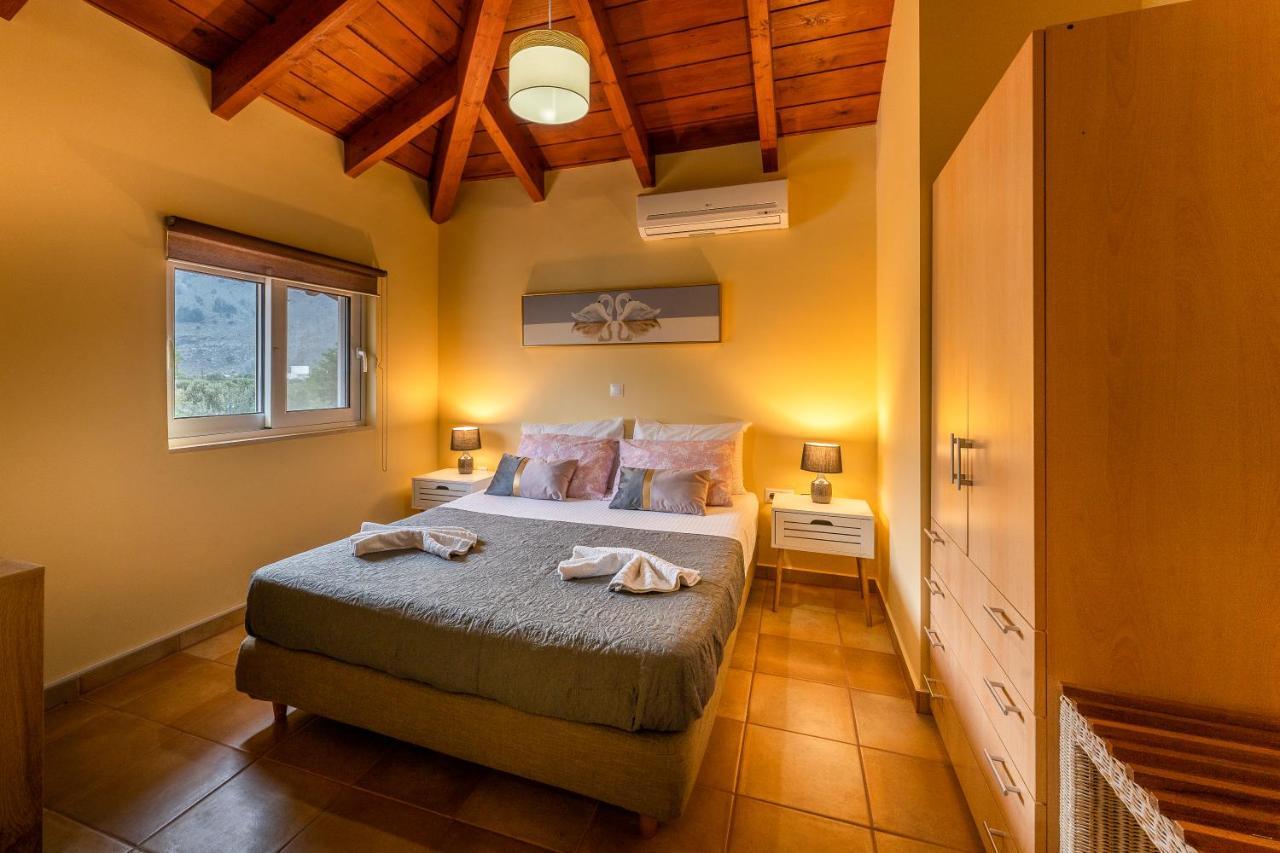 Villa Christalia 科林比亚 外观 照片